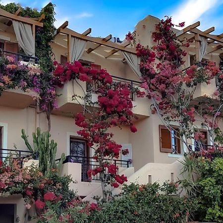 Niki Apartments Makrýgialos Buitenkant foto