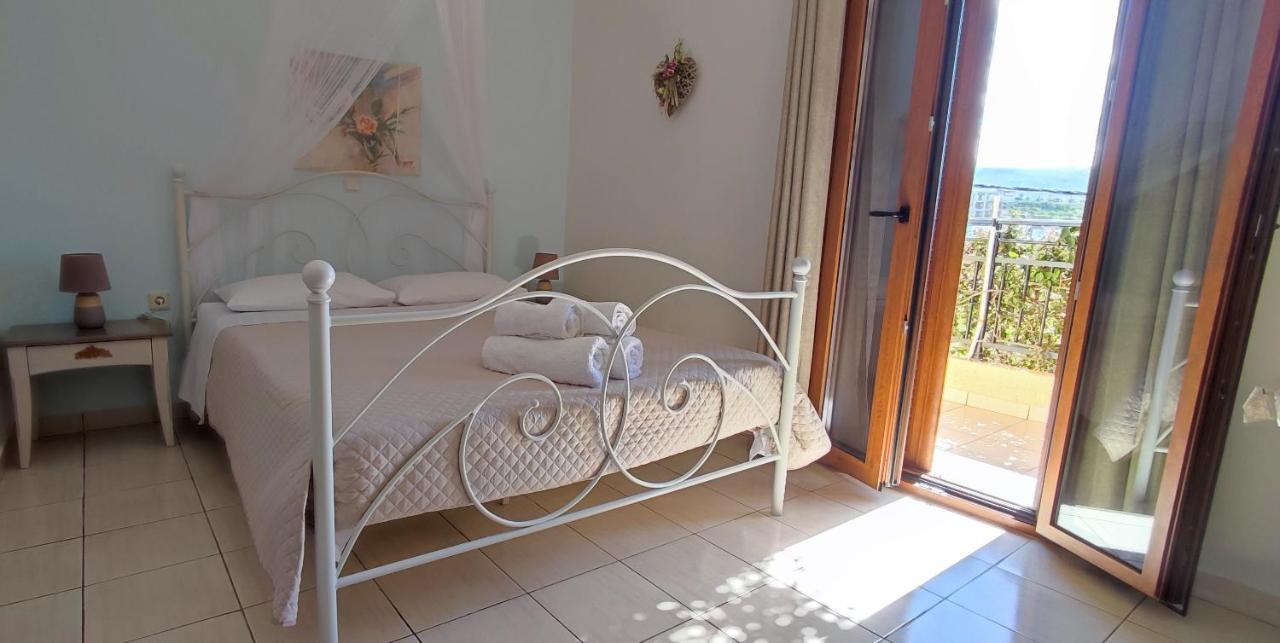 Niki Apartments Makrýgialos Buitenkant foto