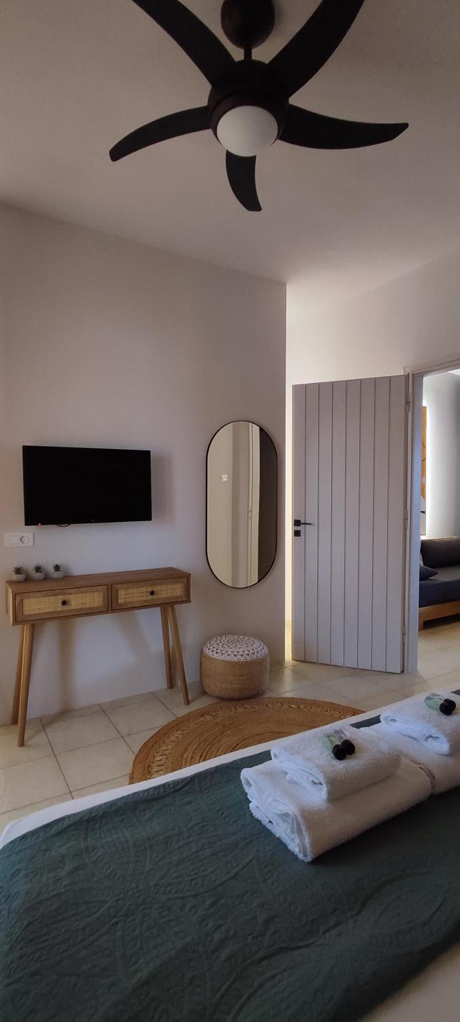 Niki Apartments Makrýgialos Buitenkant foto