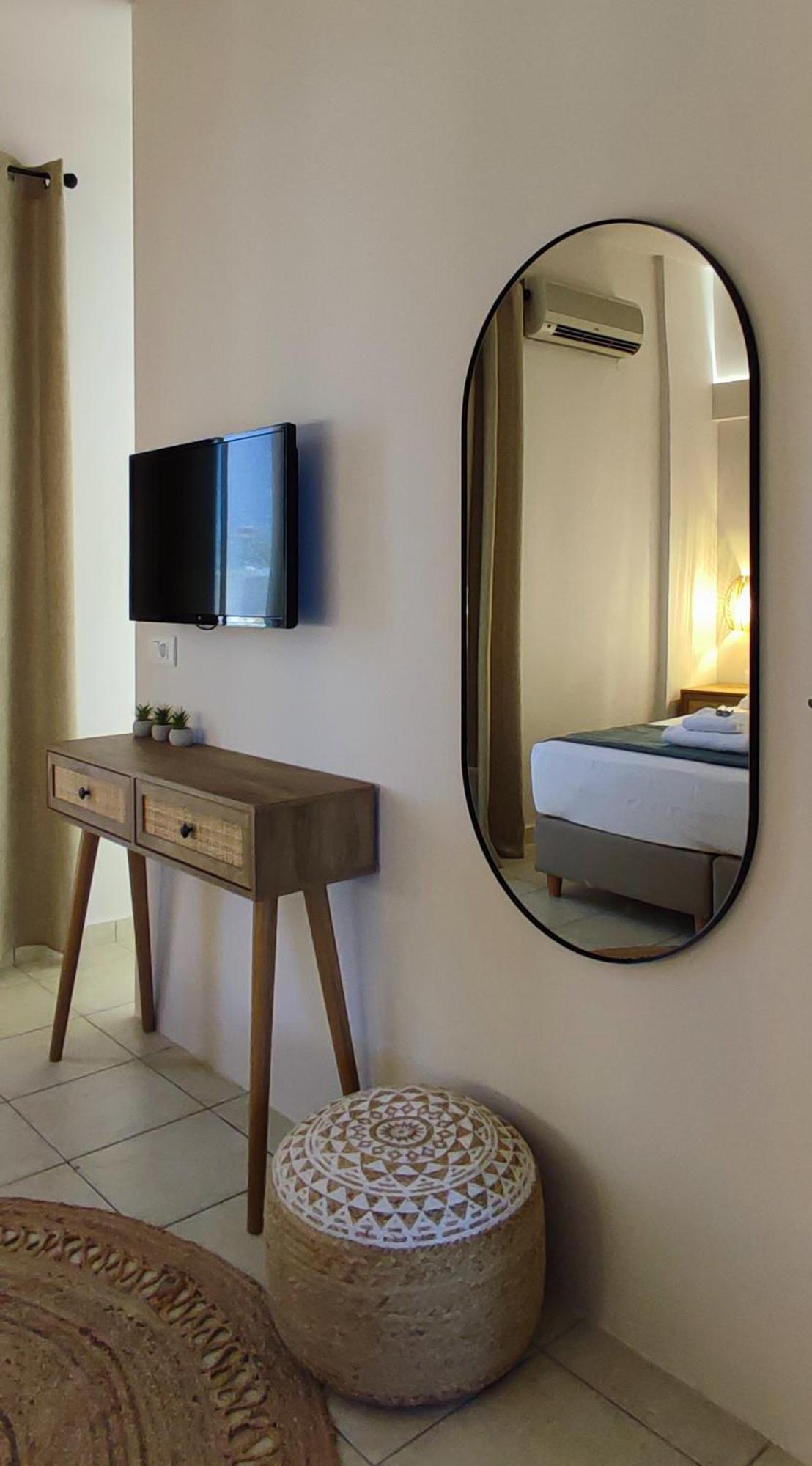 Niki Apartments Makrýgialos Buitenkant foto